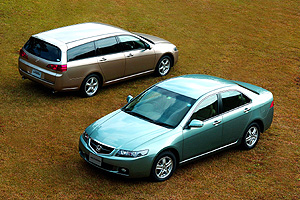 Honda【新款雅閣／兩廂雅閣】榮獲2002～2003年度日本年度車大獎