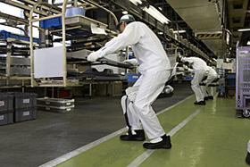 Honda公開 “體重支撐型步行輔助器”試制品-埼玉制作所